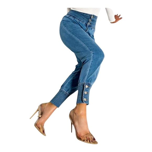 AKIRA Denim - AKIRA HIGH WAISTED WIDE ELASTIC BUTTON UP ZIP FLY  LIGHT WASH BALLOON JEANS